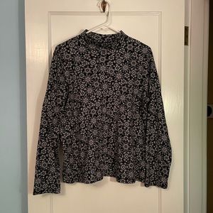 paisley pattern turtle neck